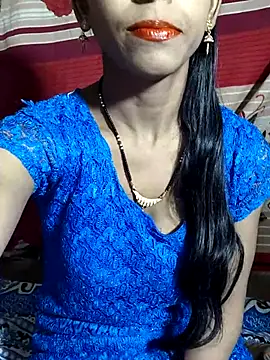 Itz Aisha   online show from 11/16/25, 05:12