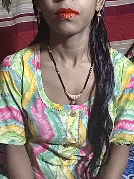 Itz Aisha   online show from 11/18/25, 05:11