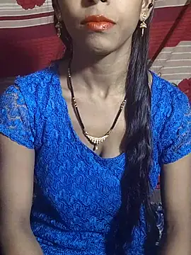 Itz Aisha   online show from 11/08/25, 05:44