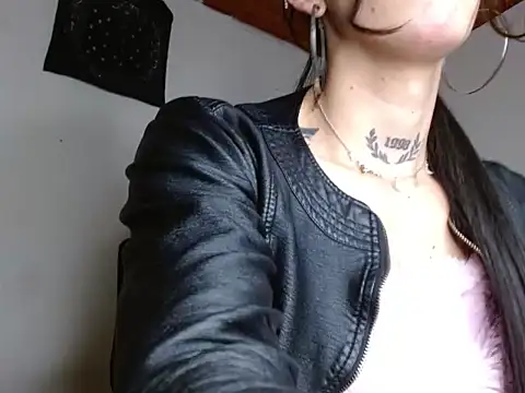 Scarlett crastrawberry online show from 04/04/26, 03:57