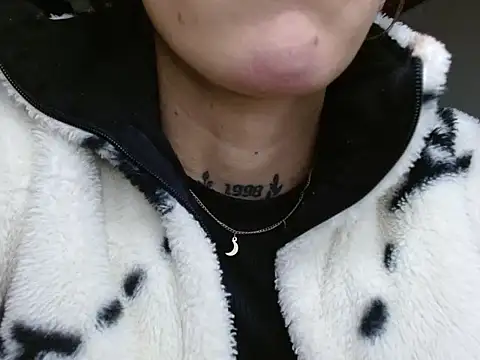 Scarlett crastrawberry online show from 04/09/26, 01:18