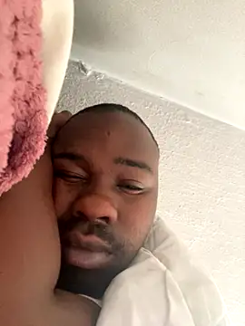 Snapshot of solodrive chatting on 10/30/25, 05:28 solodrive online show from 10/30/25, 05:28