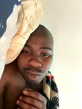 Snapshot of solodrive chatting on 11/04/25, 10:46 solodrive online show from 11/04/25, 10:46