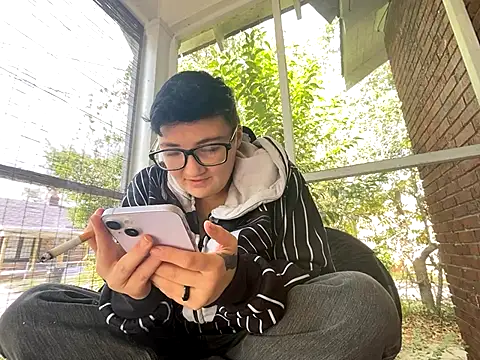 faithorsini8 online show from 10/21/25, 05:12