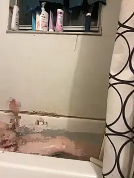 faithorsini8 online show from 11/04/25, 01:42