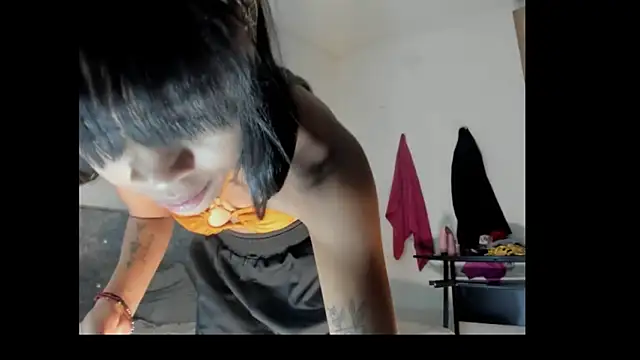 bad girl xxx online show from 12/16/25, 10:30