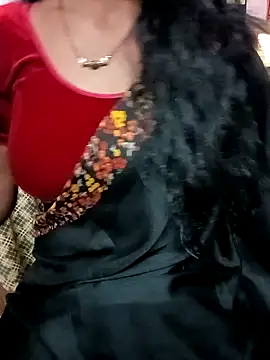 Snapshot of Sravya__ chatting on 10/26/25, 06:47 Sravya online show from 10/26/25, 06:47