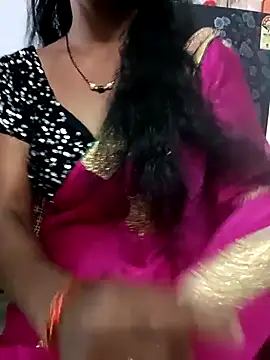 Snapshot of Sravya__ chatting on 10/19/25, 06:38 Sravya online show from 10/19/25, 06:38