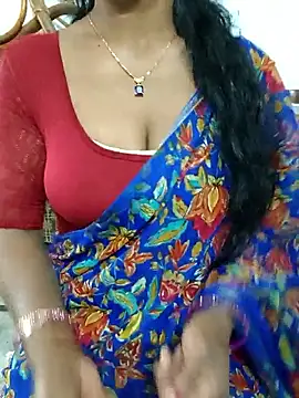 Snapshot of Sravya__ chatting on 11/15/25, 06:06 Sravya online show from 11/15/25, 06:06