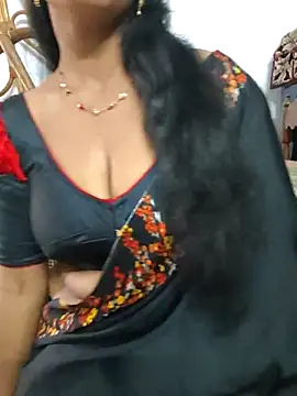 Snapshot of Sravya__ chatting on 12/02/25, 05:31 Sravya online show from 12/02/25, 05:31