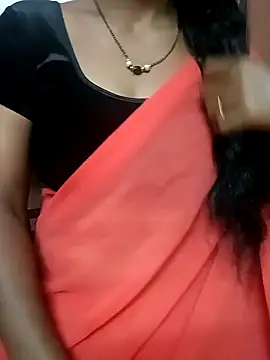 Snapshot of Sravya__ chatting on 10/29/25, 06:23 Sravya online show from 10/29/25, 06:23