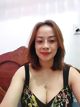 Baby-bigboobs20 online show from 10/31/25, 08:49