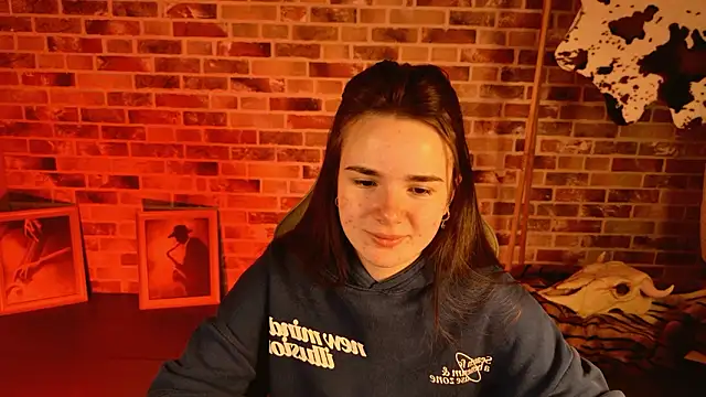 May Bloom online show from 02/24/26, 06:14