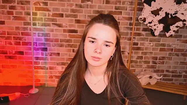 May Bloom online show from 03/23/26, 12:05