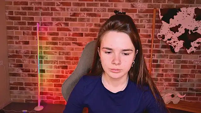 May Bloom online show from 03/16/26, 06:06