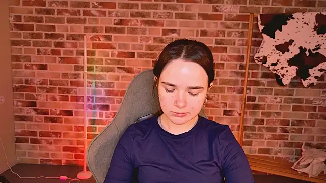 May Bloom online show from 03/07/26, 06:09