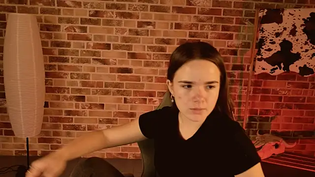 May Bloom online show from 11/08/25, 05:11