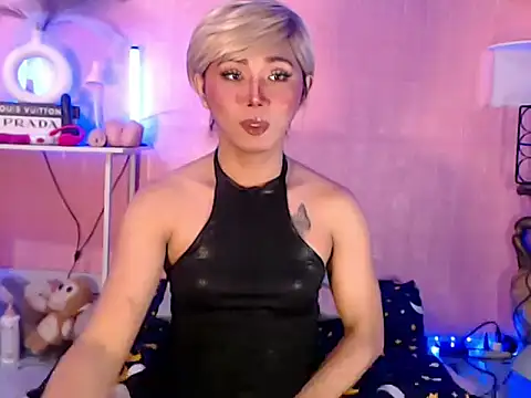 Snapshot of Katesy12 chatting on 06/10/26, 01:18 Katesy12 online show from 06/10/26, 01:18