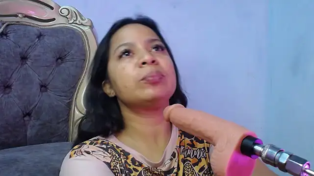 lazzy6565 online show from 04/11/26, 10:41