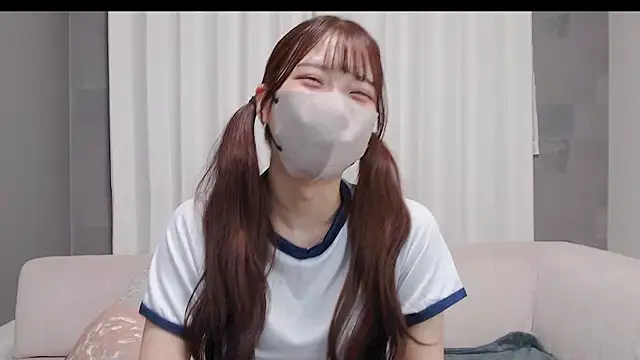 LOVE MIREI LOVE online show from 10/30/25, 11:30