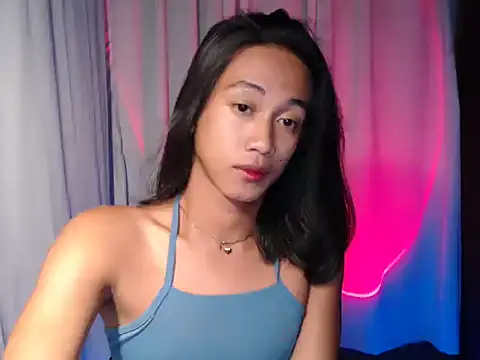 taylaxuxu online show from 04/15/26, 03:49