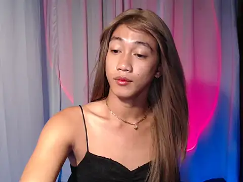 taylaxuxu online show from 04/23/26, 05:47