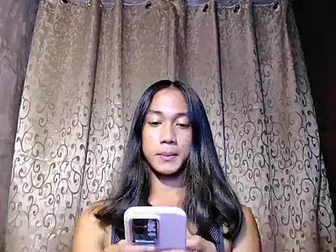 taylaxuxu online show from 11/10/25, 09:20