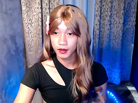 taylaxuxu online show from 12/19/25, 04:05