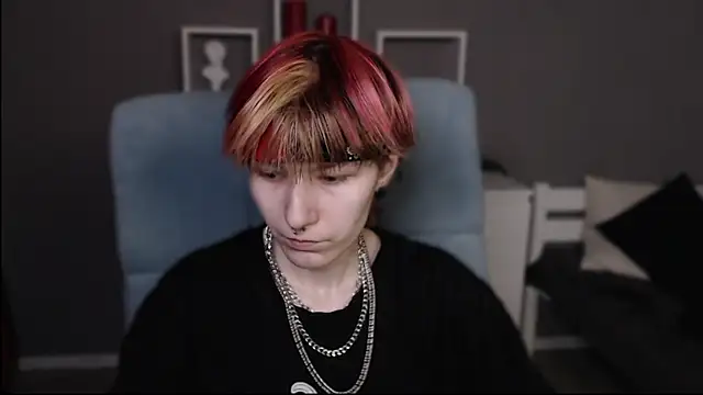 guitarandangell online show from 03/27/26, 01:01