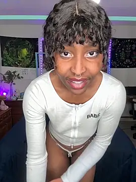 DaisyMynx online show from 11/08/25, 03:21