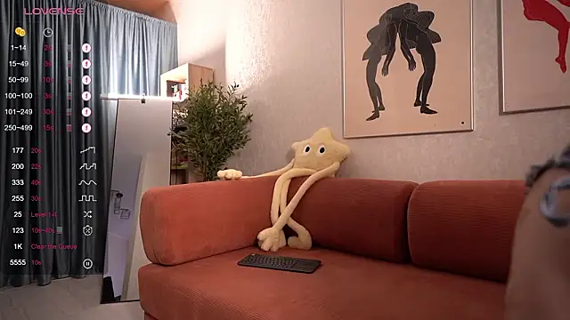 Pheromoon online show from 03/05/26, 06:21