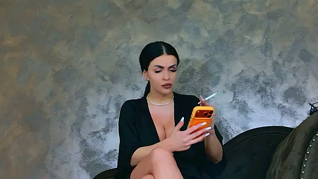 KimWilmes online show from 05/18/26, 01:05