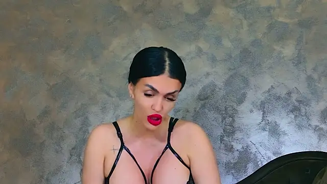 KimWilmes online show from 05/08/26, 01:48