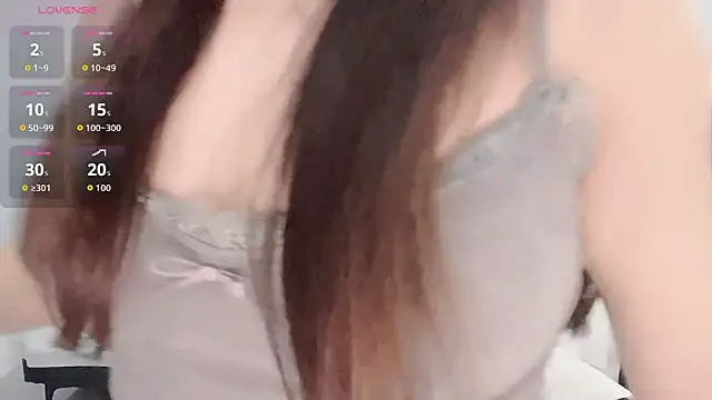 Kinadolly online show from 04/12/26, 09:12