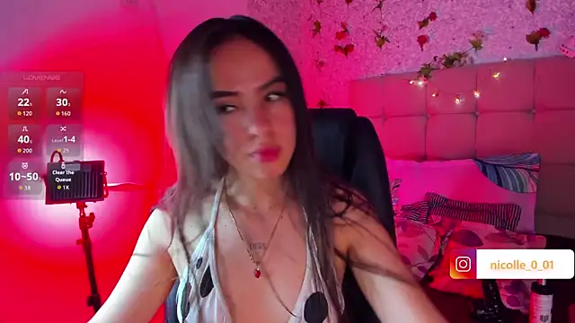 amelia ferrerx online show from 11/06/25, 03:32