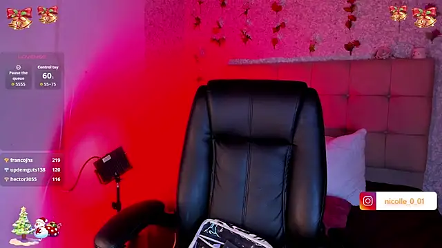 amelia ferrerx online show from 12/14/25, 08:14