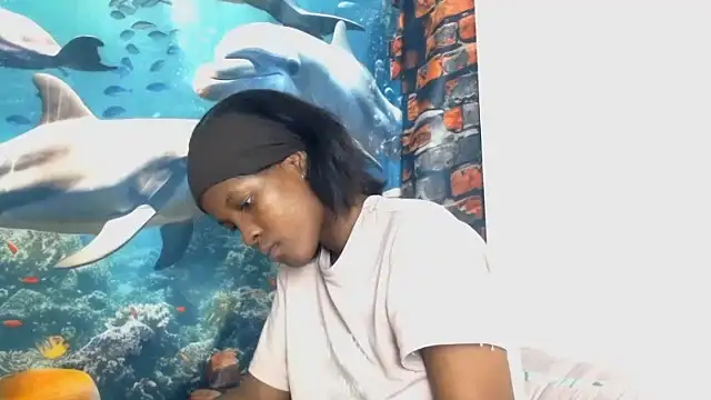 AfricanBarbiee69 online show from 06/11/26, 07:44