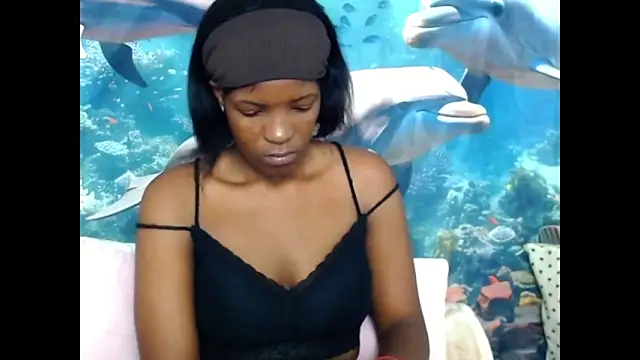 Snapshot of AfricanBarbiee69 chatting on 05/30/26, 07:04 AfricanBarbiee69 online show from 05/30/26, 07:04