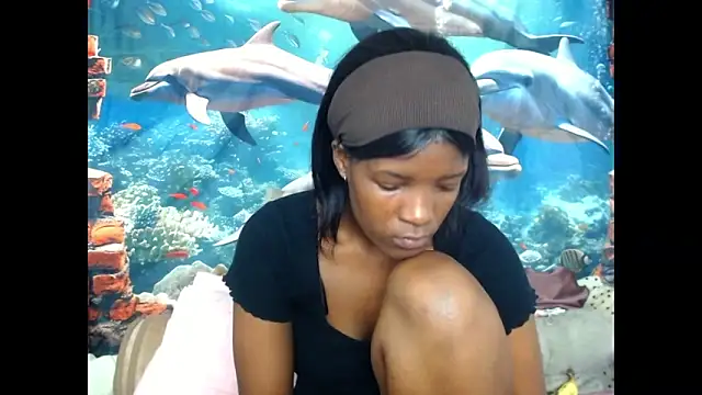 Snapshot of AfricanBarbiee69 chatting on 05/26/26, 11:41 AfricanBarbiee69 online show from 05/26/26, 11:41