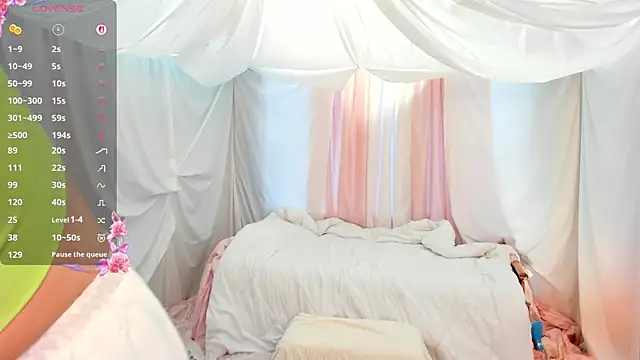 StormyAlex online show from 12/05/25, 02:43