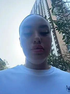 KiraSunshine online show from 02/05/26, 03:57