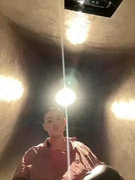 KiraSunshine online show from 10/25/25, 03:28