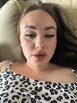 KiraSunshine online show from 01/17/26, 02:59