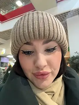 KiraSunshine online show from 11/26/25, 04:12