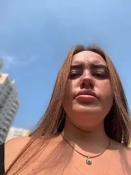 Snapshot of KiraSunshine chatting on 07/19/26, 03:37 KiraSunshine online show from 07/19/26, 03:37