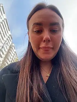 KiraSunshine online show from 04/05/26, 06:09