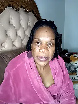 Hotcougar online show from 11/01/25, 07:52