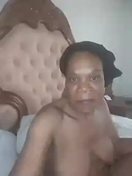 Hotcougar online show from 11/15/25, 06:06