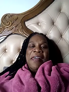 Hotcougar online show from 10/29/25, 08:19