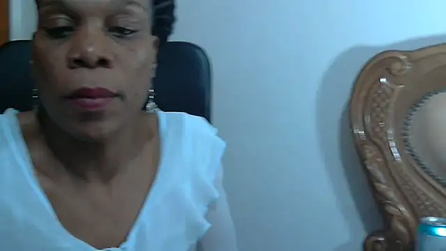 Snapshot of Hotcougar chatting on 04/11/26, 07:50 Hotcougar online show from 04/11/26, 07:50